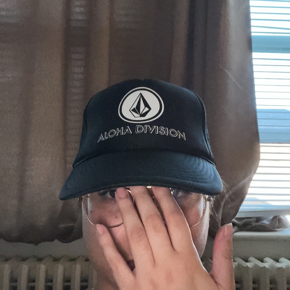 Trucker Volcom hat - Picture 5 of 5